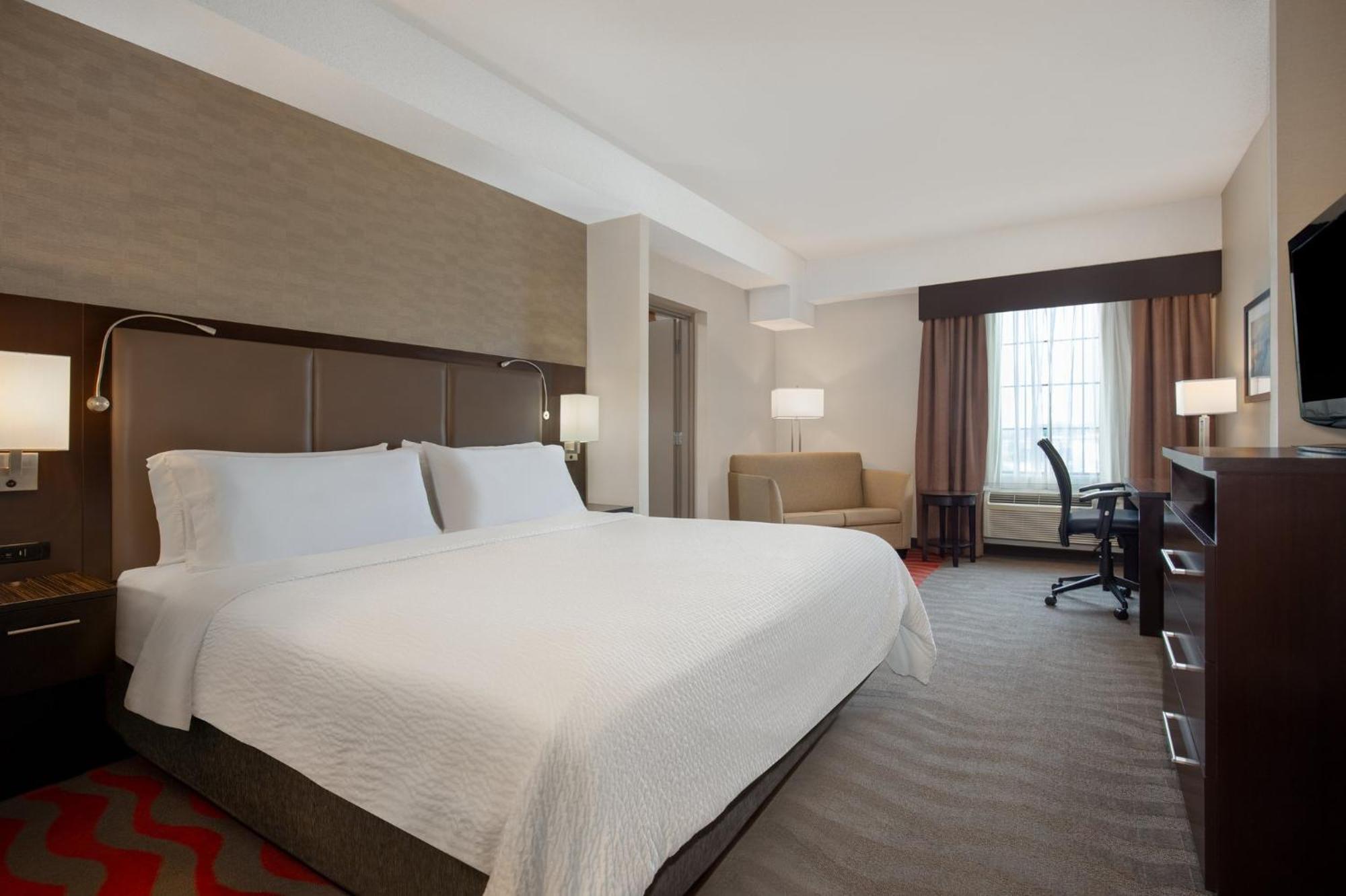 Holiday Inn Express Hotel & Suites Barrie By Ihg Экстерьер фото